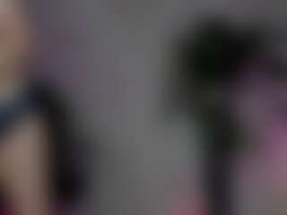 Live cam show with emma7 - Public on Gym Cam Girls
