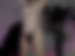 emma7 MILF webcam performer live streaming