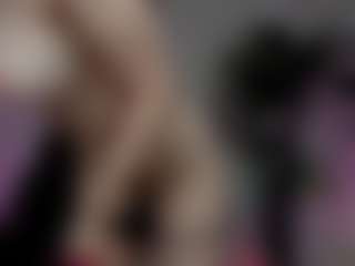 emma7 MILF webcam performer live streaming