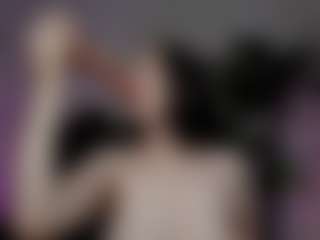 emma7 MILF webcam performer live streaming