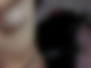 emma7 MILF webcam performer live streaming
