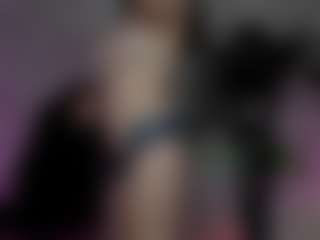 emma7's Live Sex Cam Show