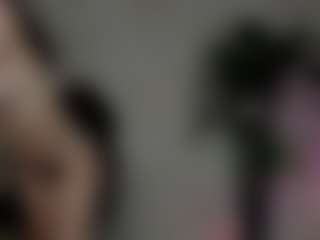 emma7's Live Sex Cam Show