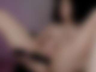 emma7's Live Sex Cam Show