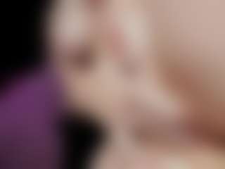 emma7's Live Sex Cam Show