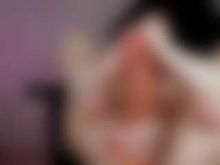 emma7's Live Sex Cam Show