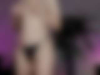 emma7's Live Sex Cam Show