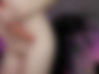 emma7's Live Sex Cam Show