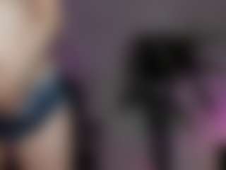 emma7's Live Sex Cam Show