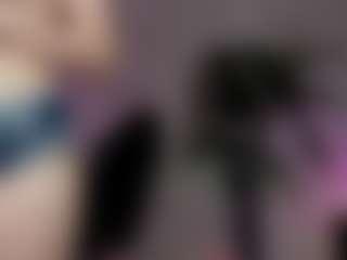 emma7's Live Sex Cam Show
