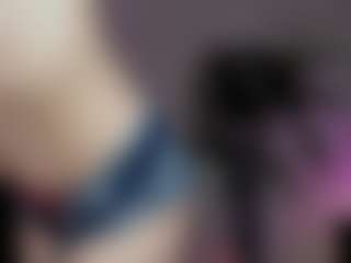 emma7's Live Sex Cam Show