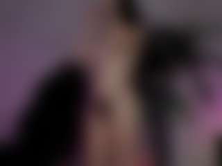 emma7 MILF webcam performer live streaming