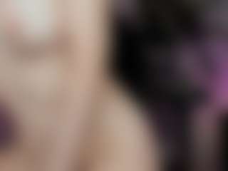 emma7 MILF webcam performer live streaming