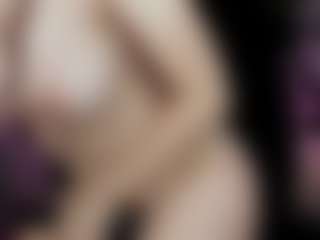 Live cam show with emma7 - Twerk on Camming Site