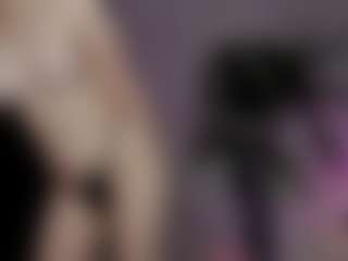 emma7's Live Sex Cam Show