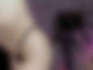 emma7's Live Sex Cam Show