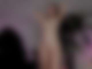 emma7's Live Sex Cam Show