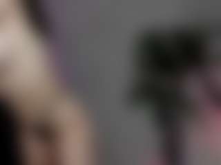 Live cam show with emma7 - Deepthroat on livesuperchat.net