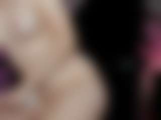 emma7's Live Sex Cam Show