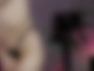 emma7's Live Sex Cam Show
