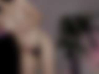 emma7's Live Sex Cam Show