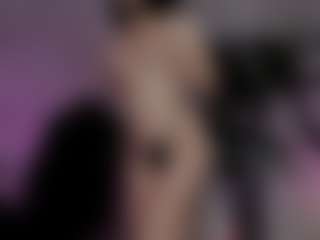 emma7's Live Sex Cam Show