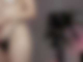 Live cam show with emma7 - Skinny MILF on madthumbs