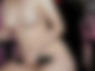 Live cam show with emma7 - Bikini on infinitiblacc.com