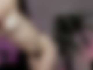 emma7's Live Sex Cam Show