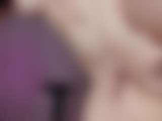 emma7's Live Sex Cam Show