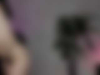 emma7's Live Sex Cam Show