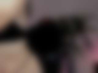 emma7's Live Sex Cam Show