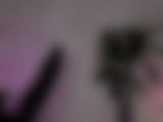 emma7's Live Sex Cam Show