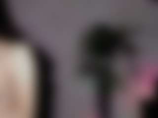 emma7's Live Sex Cam Show