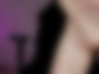 emma7's Live Sex Cam Show