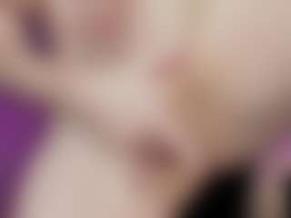emma7's Live Sex Cam Show