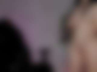 emma7's Live Sex Cam Show