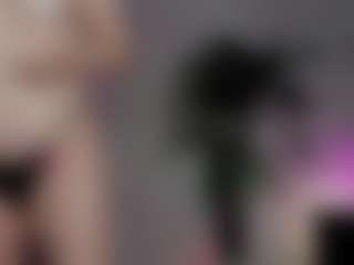 emma7's Live Sex Cam Show