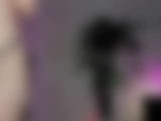 emma7's Live Sex Cam Show