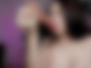 Live cam show with emma7 - Lush MILF on studioflirtlive.com