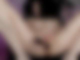 emma7's Live Sex Cam Show
