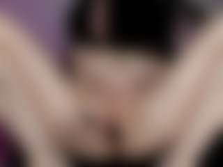 emma7's Live Sex Cam Show