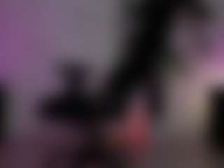 emma7's Live Sex Cam Show