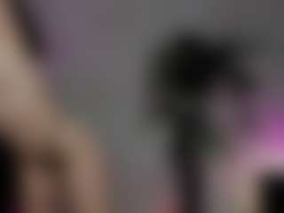 emma7's Live Sex Cam Show