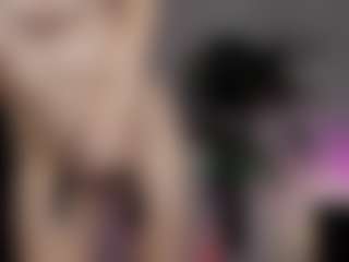 emma7's Live Sex Cam Show