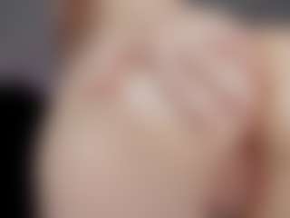 emma7's Live Sex Cam Show