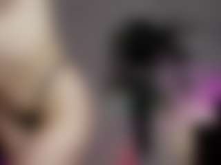 emma7's Live Sex Cam Show