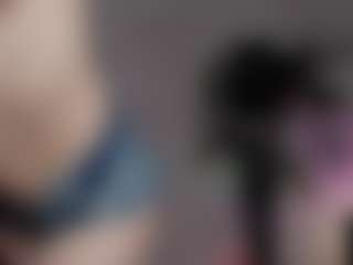 emma7's Live Sex Cam Show