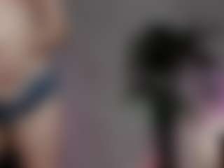 emma7's Live Sex Cam Show