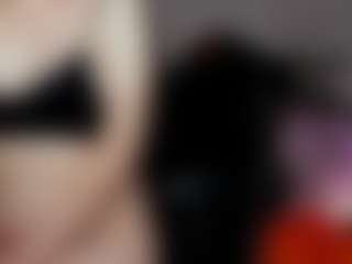 Live cam show with emma7 - Shaved on Hubzter Live